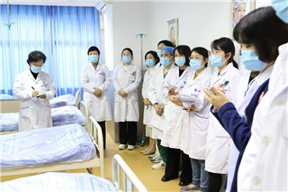 四川省生殖专科医院王院长对演练进行总结
