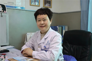 杨延林工作室成员左玉芳医生